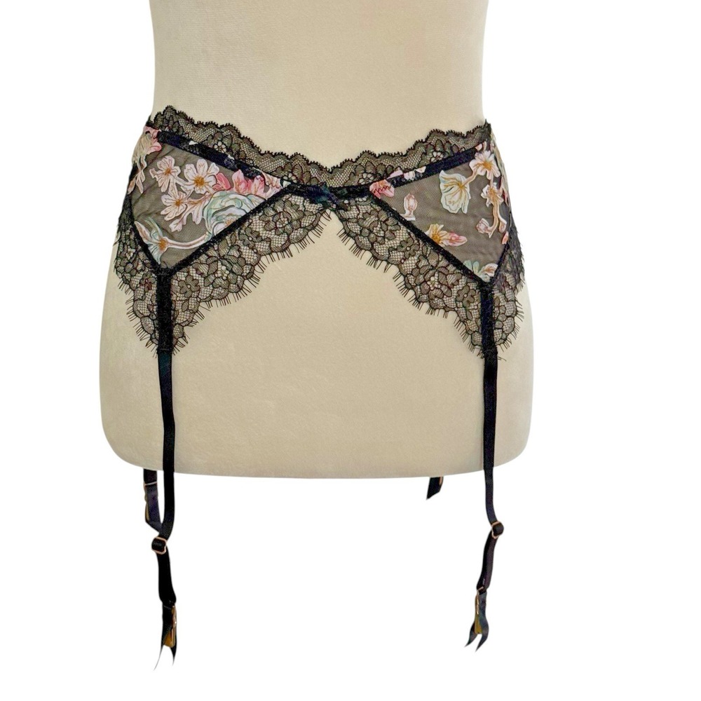 Victorias Secret Dream Angels Black Floral Lace Garter Belt‎ Size XS/S NWT